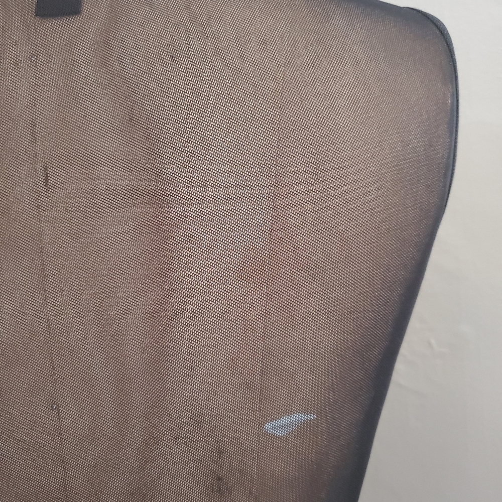 Dress - Picture 8 of 8